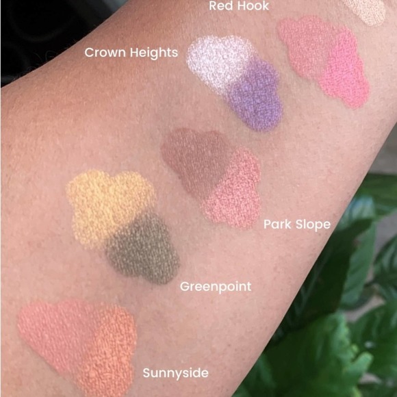 M2U - NYC - Eyeshadow Duo in Copper Hill! - Picture 2 of 7